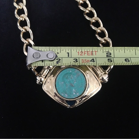 Giovanni Torlonia Vintage Green Coin Gold Tone Necklace - Picture 9 of 10